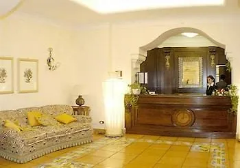 Posa Posa Готель 4*