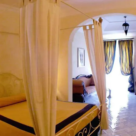 Hotel Posa Posa 4*