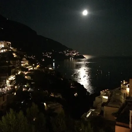 Posa Posa Positano