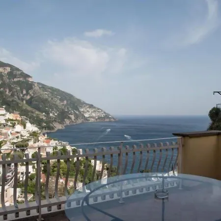 Posa Posa Positano