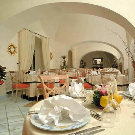 Hotel Posa Posa 4*