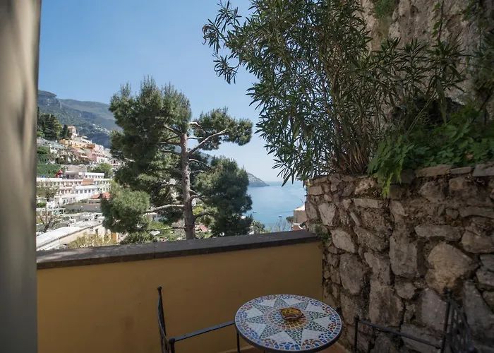 Posa Posa Positano