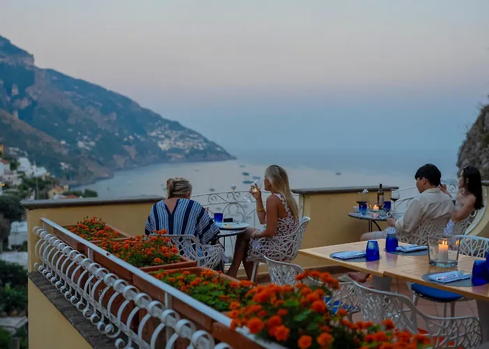 Готель Posa Posa 4*