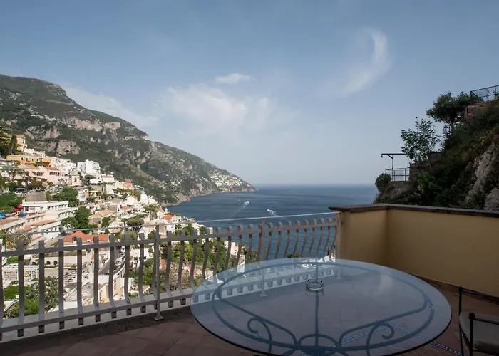Posa Posa Positano